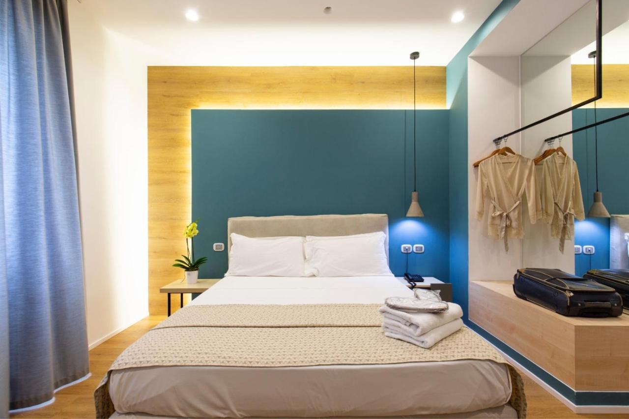 קאסרטה Plana Hotel מראה חיצוני תמונה