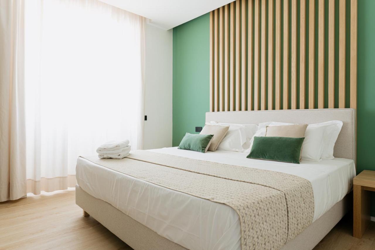 קאסרטה Plana Hotel מראה חיצוני תמונה