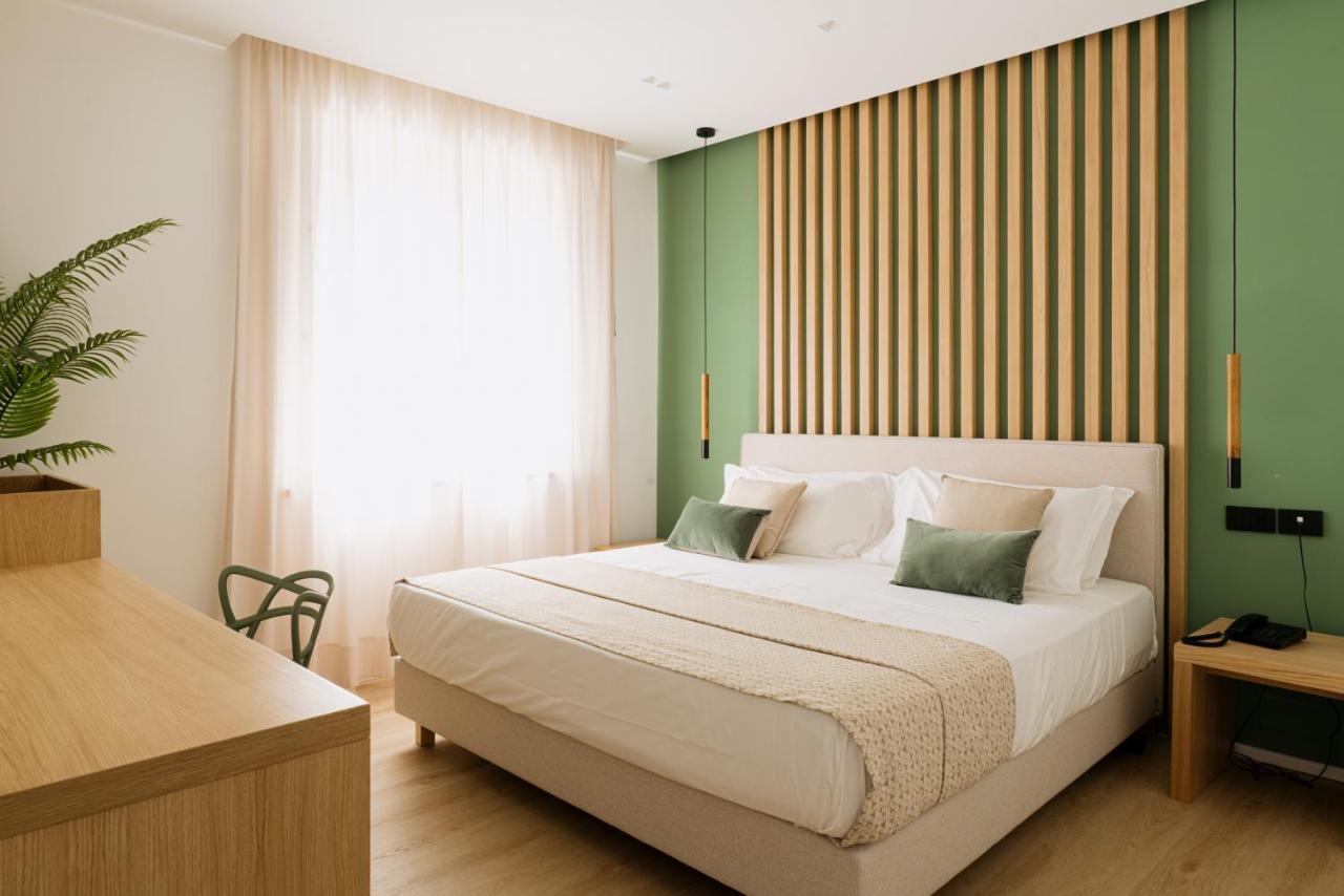 קאסרטה Plana Hotel מראה חיצוני תמונה