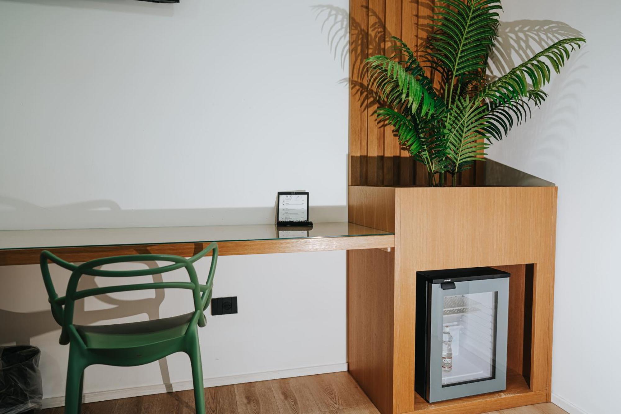 קאסרטה Plana Hotel מראה חיצוני תמונה