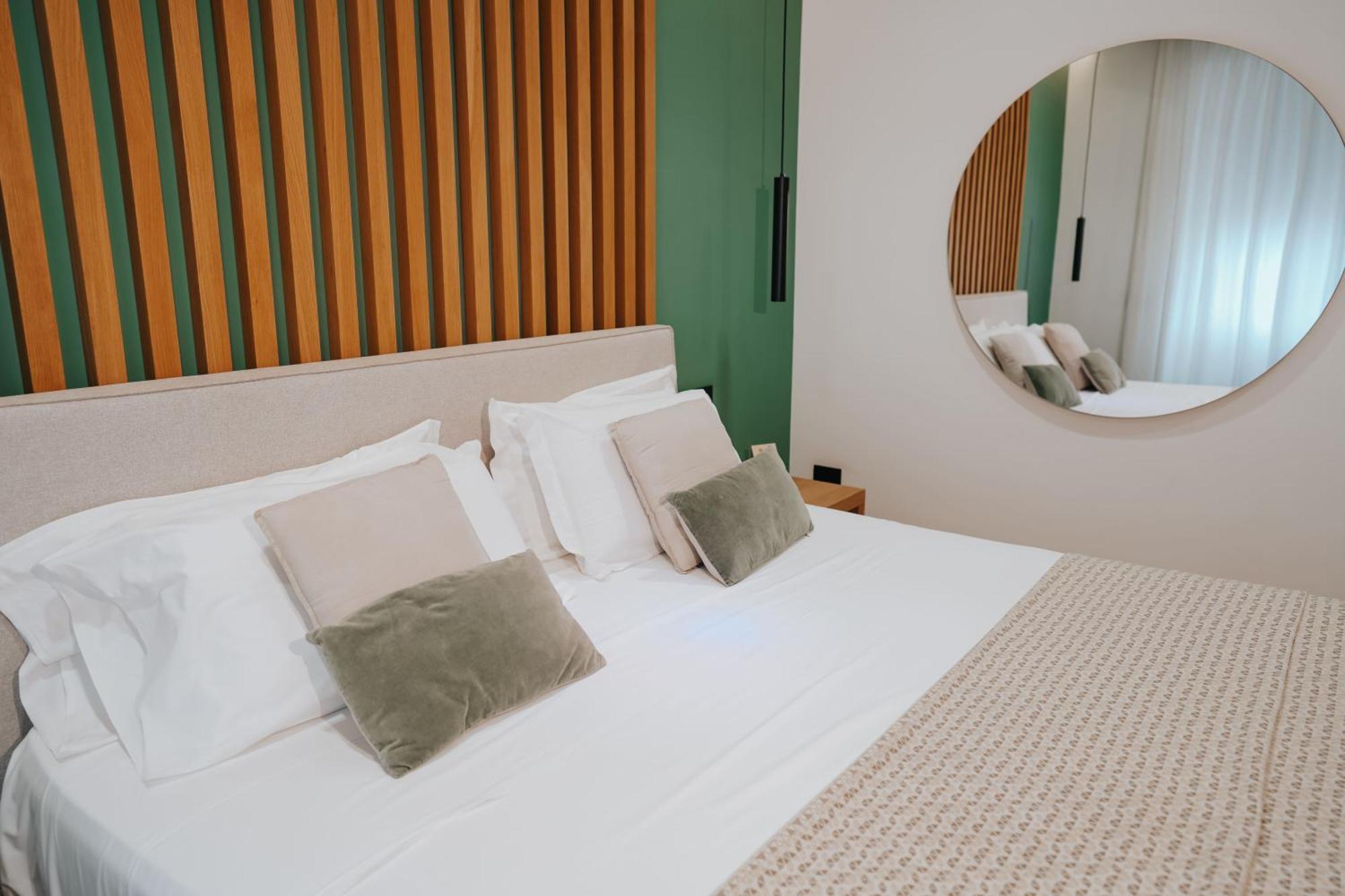 קאסרטה Plana Hotel מראה חיצוני תמונה