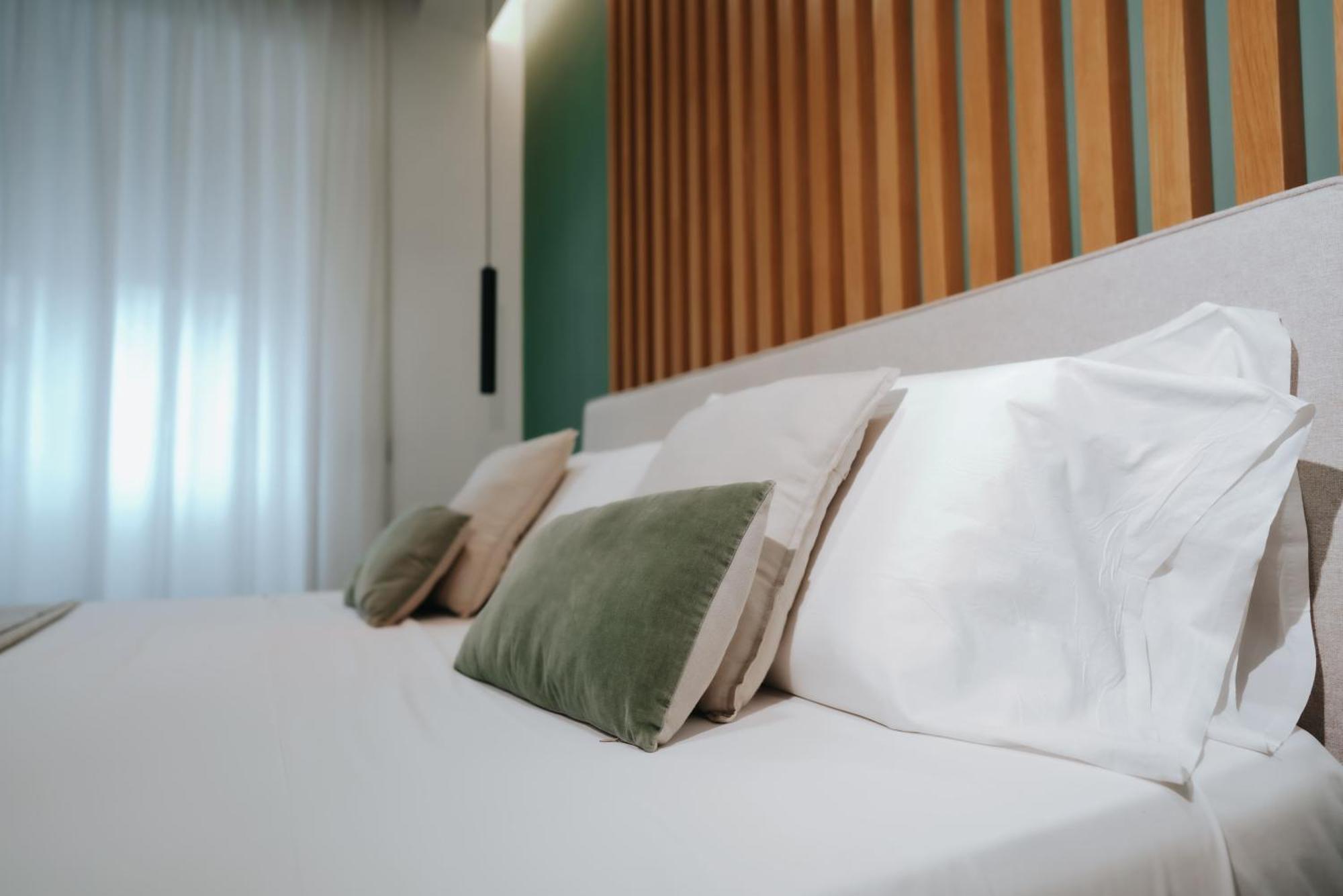 קאסרטה Plana Hotel מראה חיצוני תמונה