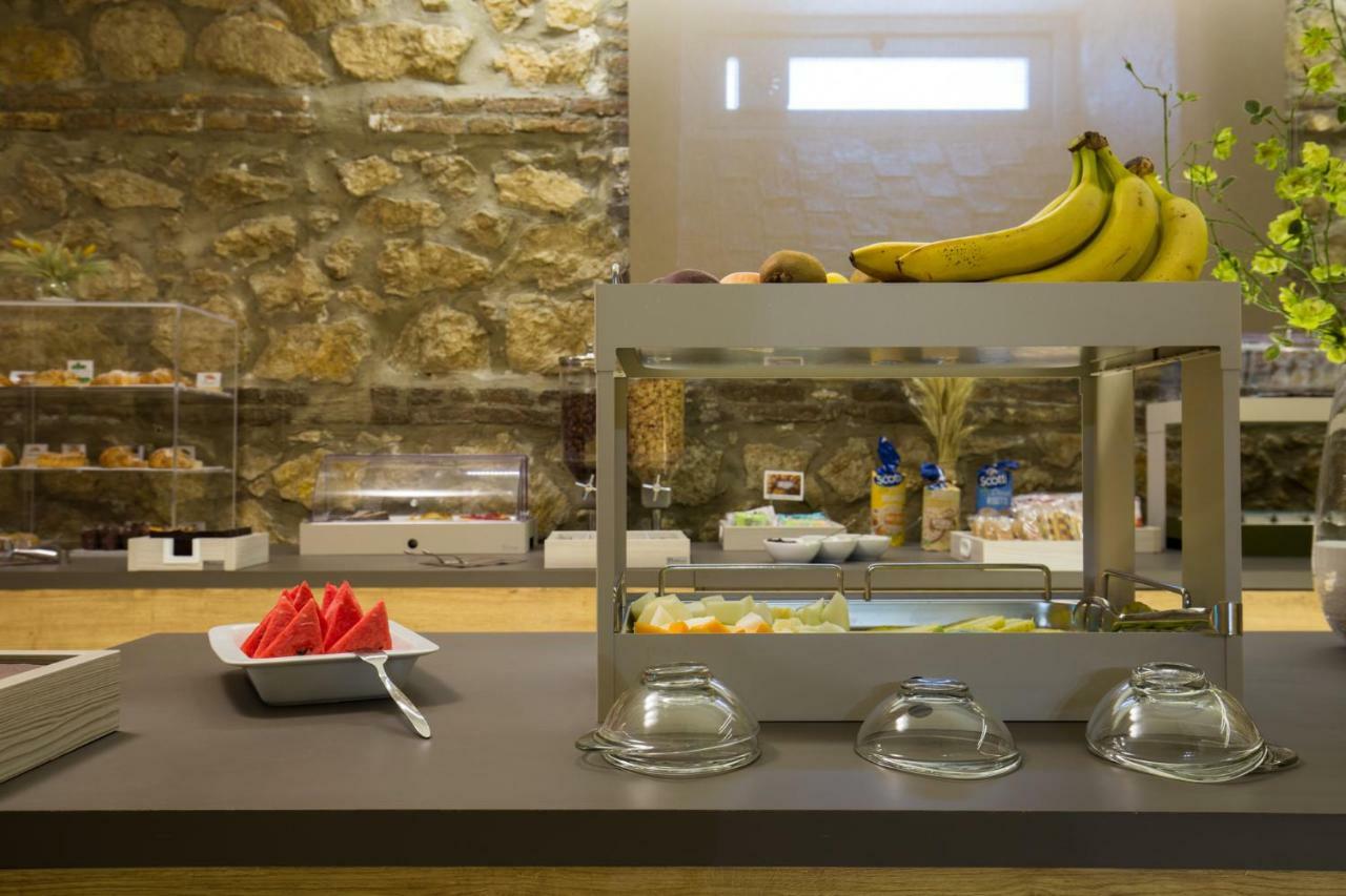 קאסרטה Plana Hotel מראה חיצוני תמונה